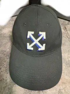 Off-White オフホワイト 黒 キャップ 矢印ロゴ 帽子