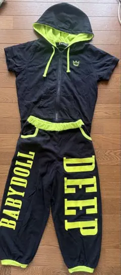 男女兼用　BABYDOLL フード付きセットアップ 黒/黄緑