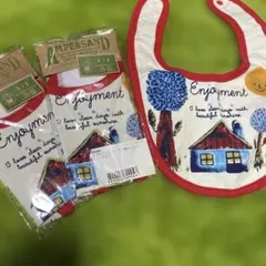 AMPERSAND スタイ・よだれかけ 家と木のイラスト