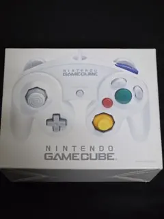 新品未使用　Nintendo ゲームキューブ コントローラー 箱付き　ホワイト