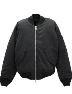 ジョーダン　中綿　ボンバージャケット