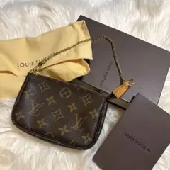 【美品】LOUIS VUITTON モノグラム ミニポシェットのサムネイル