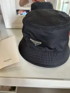 PRADA バケットハット ブラック Sサイズのサムネイル