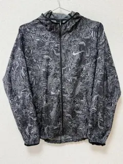 ナイキ シールドレーサーNIKE ナイロンパーカー ランニング L