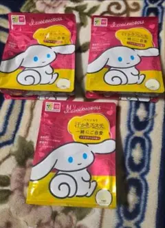 シナモロール 汗かきエステ気分 シア＆ザクロの香り 入浴剤三袋のサムネイル