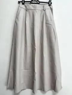 GU ベージュ フレアスカート フェイクレザー　Sサイズ