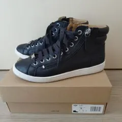 2025年最新】ugg スニーカー オリーブの人気アイテム - メルカリ