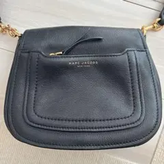 MARC JACOBS ブラックショルダーバッグ