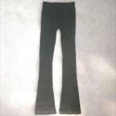 【最終価格】OLIVE + OAK ブラックフレアレギンス タグ付き ストレッチ