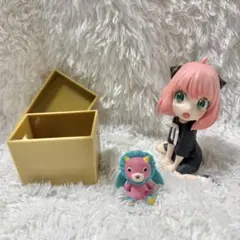 アーニャ フィギュア 小物入れ付き
