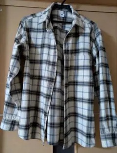 ユニクロ メンズフランネルシャツ 長袖 Mサイズ