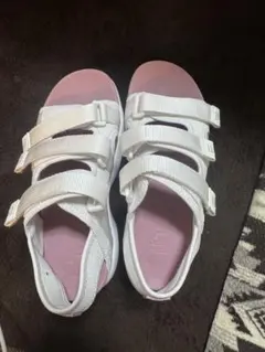 FILA ホワイト ストラップサンダル