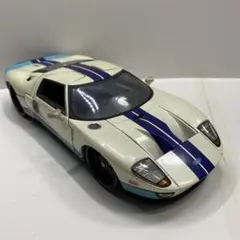 2005 FORD GT ミニカー　1/24 　　　　　　ジャンク