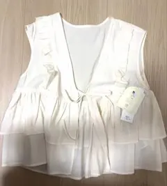 【新品】辻希美プロデュース アンジュシャルム　フリルベスト ジレ