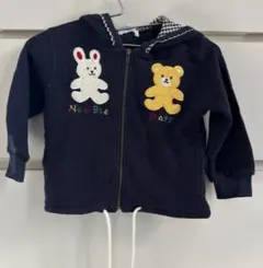 ウサギとクマ刺繍フード付きパーカー