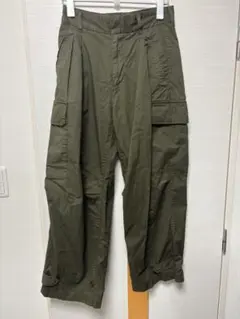 SEMI WIDE STRAIGHT TUCK CARGO