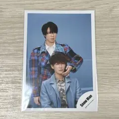 SnowMan公式写真　混合　1 (ゆり組　渡辺翔太　宮舘涼太）