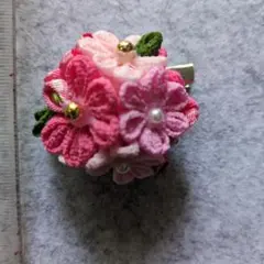 ハンドメイドつまみ細工ピンク系 花 コサージュ