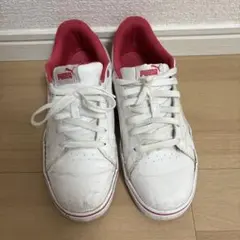 PUMA スニーカー ホワイト ピンク　25センチのサムネイル