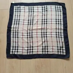 BURBERRY シルクスカーフ ノバチェック シルク100%のサムネイル