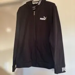 PUMAジップパーカー