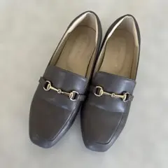 ブラウン ローファー ゴールド金具
