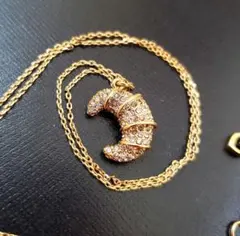 ⭐未使用級⭐kate spade クロワッサン型 ラインストーン ネックレス