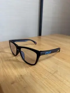 Oakley フロッグスキン　調光サングラス