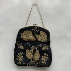 ビーズ刺繍 クラッチバッグ 黒