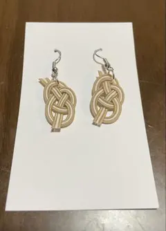 水引ピアスベージュ系あわじ結び ハンドメイドアクセサリーポケットティッシュ付