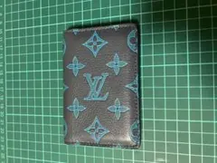 ヴィトン モノグラムシャドウブルー 名刺入れ