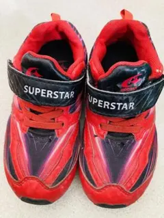 SUPERSTAR ベルト付きスニーカー レッド