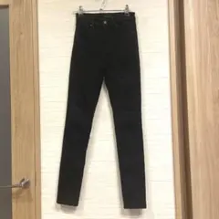 UNIQLO JEANS ハイライズ スキニーデニムパンツ 23 58,5㎝のサムネイル