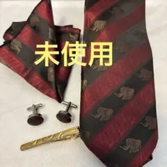 ポケットチーフ ネクタイ