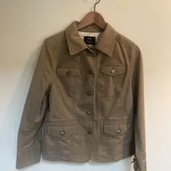 大きいサイズ・5L☆23区　ステンカラージャケット　装飾ボタン　48サイズ