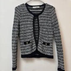 ef-dé ブラックとホワイトのカーディガン