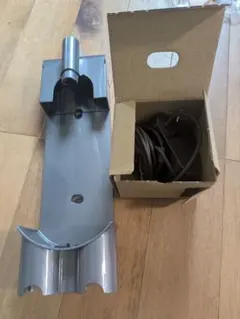 dyson 収納用ブラケット 充電器セットのサムネイル