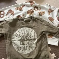 ENJOY VACATION グラフィックトレーナー ベージュ