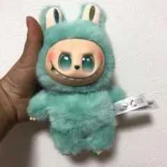 ミントグリーンのキャラクターキーホルダー　ぬいぐる