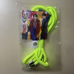 Mrs. GREEN APPLE蛍光イエロー スマホショルダーストラップ