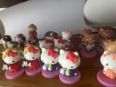 ハローキティ 30周年記念フィギュアセット ハローキティ 30周年フィギュアセット - メルカリ