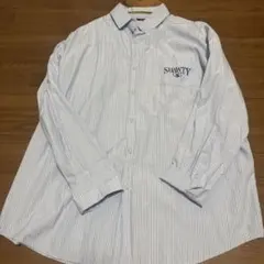 青色のストライプシャツ