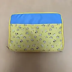 ミニオンズ　パソコンケース　pcケース