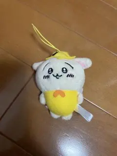 ちいかわ　うさぎ　ぬいぐるみストラップ