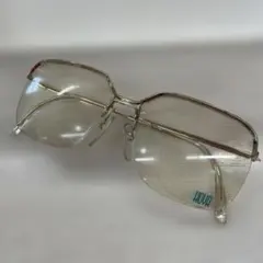 Item thumbnail for item 655f04cf-7d77-445f-a814-c31d5b3c2bce