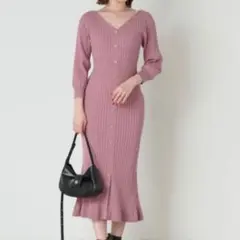 【美品】スナイデル SNIDEL フロントボタンニットワンピース ピンク