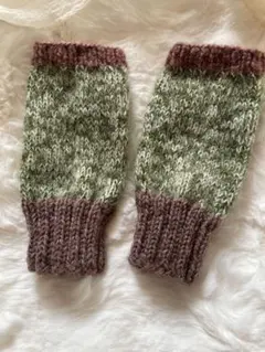 ウール100%！あったかハンドウォーマー グリーン×ブラウン