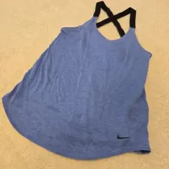 Nike 青 クロスストラップ タンクトップ