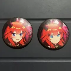 五等分の花嫁×カラオケの鉄人 トレーディングふわふわ缶バッジセット