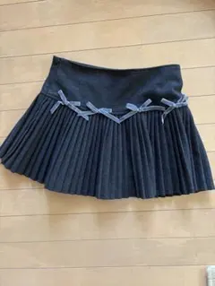 プリーツミニスカート ダークグレー リボン装飾